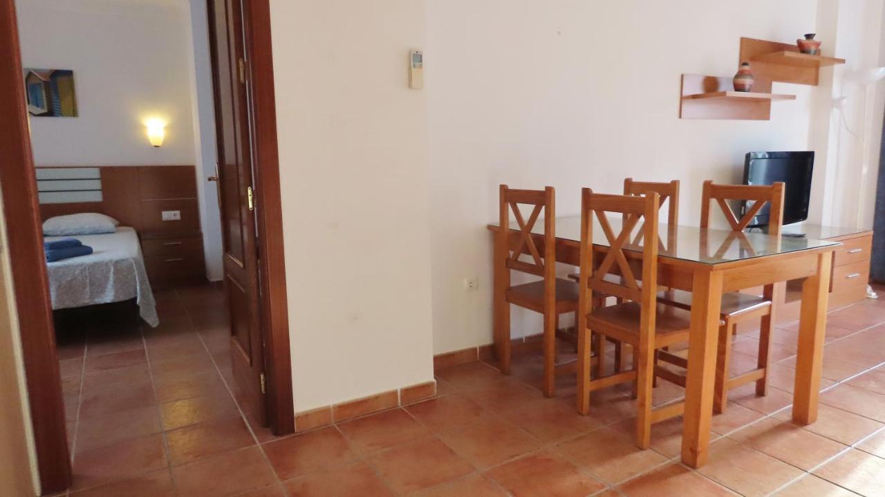 Apartamentos Nerjaluna Exterior foto
